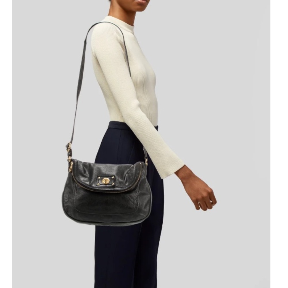 Marc Jacobs Black Leather Shoulder Bag with Gold Hardware